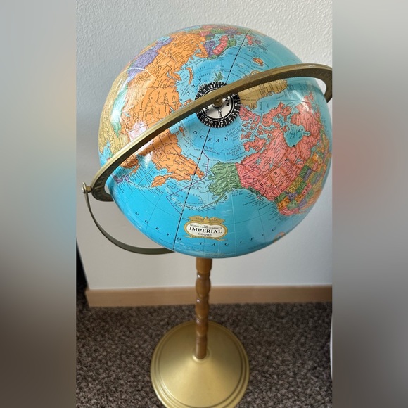Vintage 1960/1970s George F. Cram's Imperial World globe (12”) with stand (ht 3’ - Picture 7 of 12